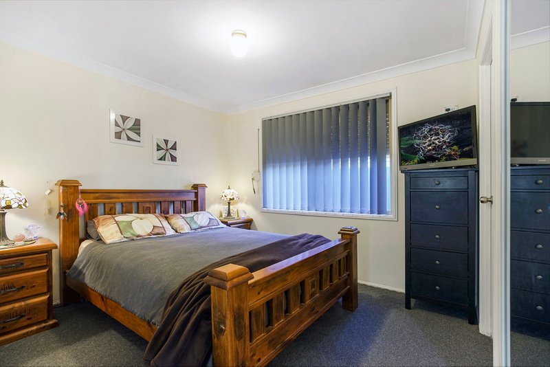 Photo - 57 Kumbara Close, Glenmore Park NSW 2745 - Image 5