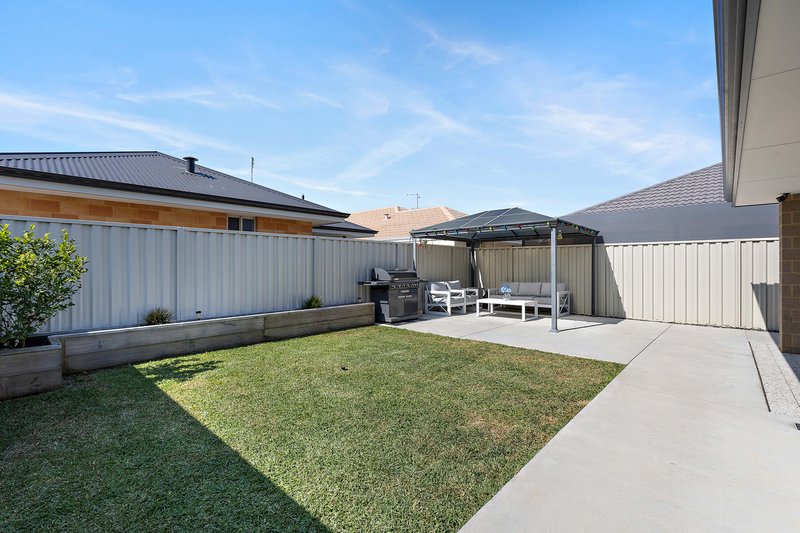 57 Lancaster Loop, Piara Waters WA 6112