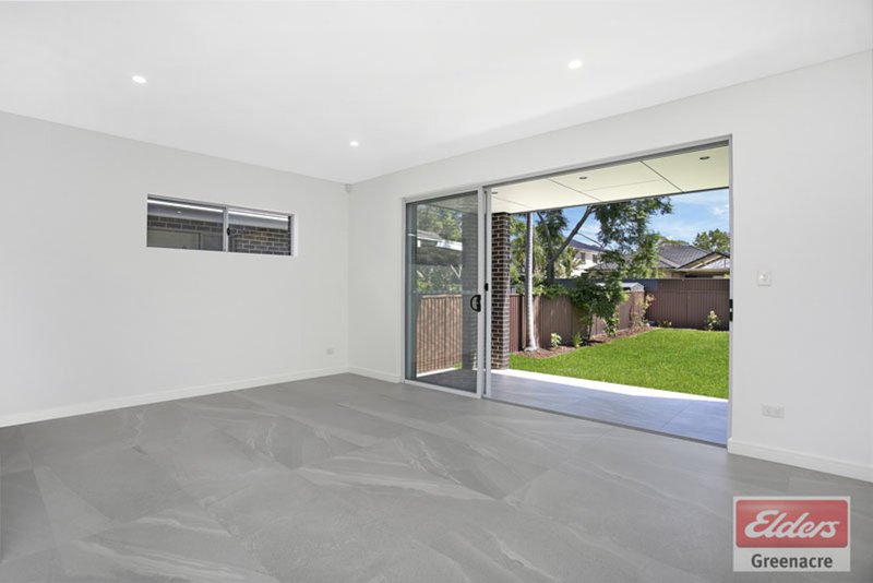 Photo - 57 Lauma Avenue, Greenacre NSW 2190 - Image 4