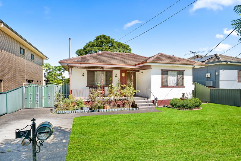 Photo - 57 Macquarie Street, Fairfield NSW 2165 - Image 3
