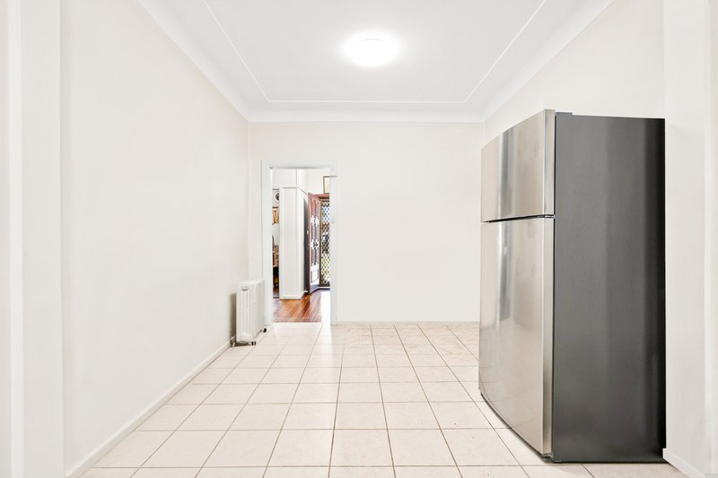 Photo - 57 Macquarie Street, Fairfield NSW 2165 - Image 9