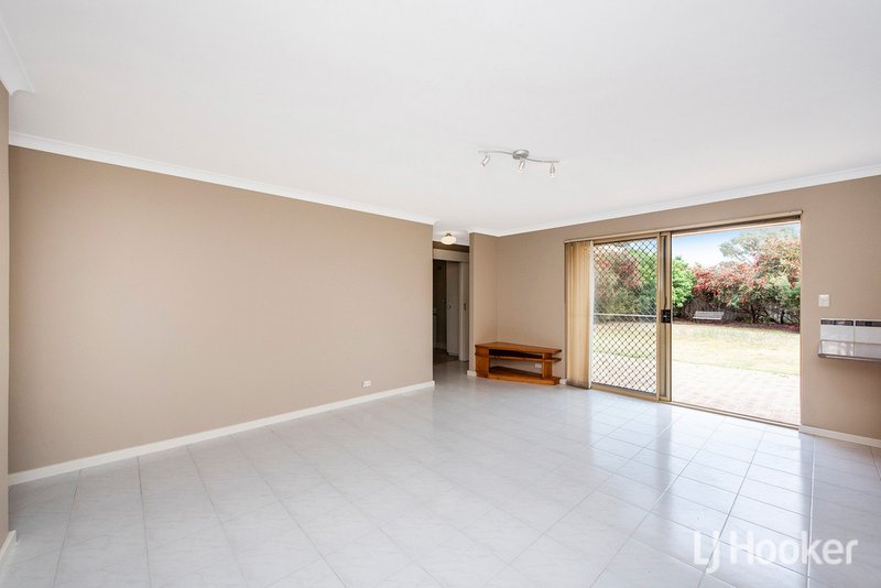 Photo - 57 Mahogany Drive, Halls Head WA 6210 - Image 8