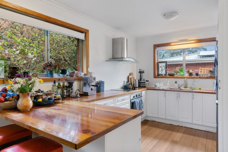 Photo - 57 Marlyn Road, South Hobart TAS 7004 - Image 2