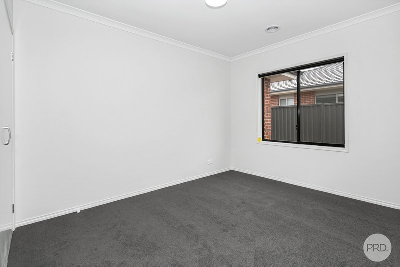 Photo - 57 Moore Way, Lucas VIC 3350 - Image 10