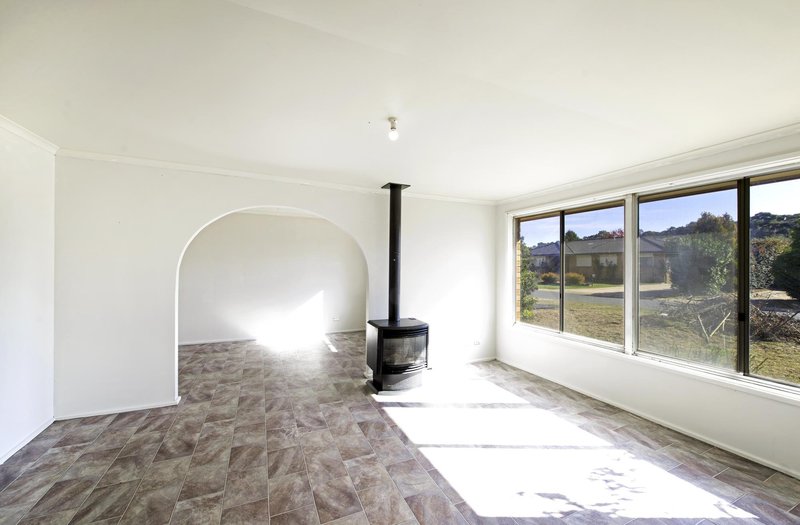 Photo - 57 Nambucca Street, Kaleen ACT 2617 - Image 3