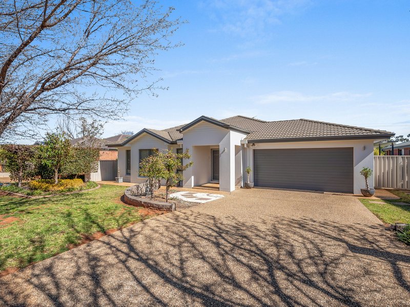 Photo - 57 Nelson Drive, Griffith NSW 2680 - Image 2