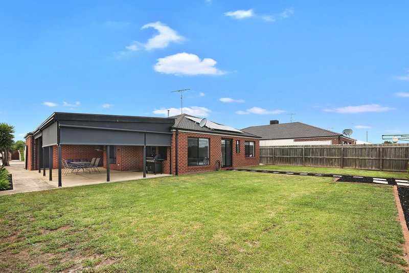 Photo - 57 Nigella Avenue, Corio VIC 3214 - Image 10