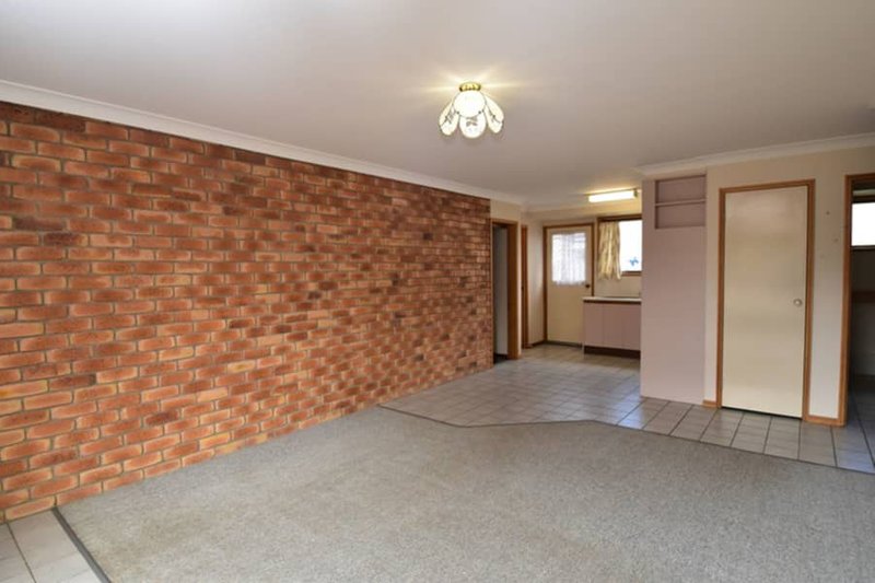 Photo - 5/7 Norman Street, South Toowoomba QLD 4350 - Image 3