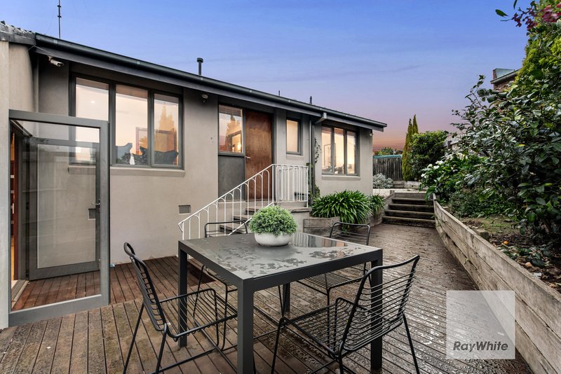 Photo - 57 North Circular Road, Gladstone Park VIC 3043 - Image 21