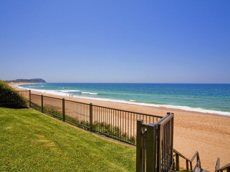 Photo - 57 Ocean View Drive, Wamberal NSW 2260 - Image 9