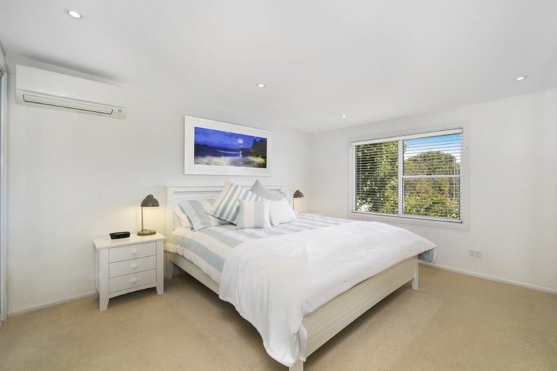 Photo - 57 Ocean View Drive, Wamberal NSW 2260 - Image 12