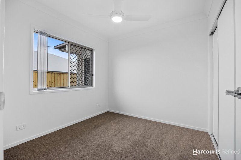Photo - 57 Outlook Boulevard, Gleneagle QLD 4285 - Image 11