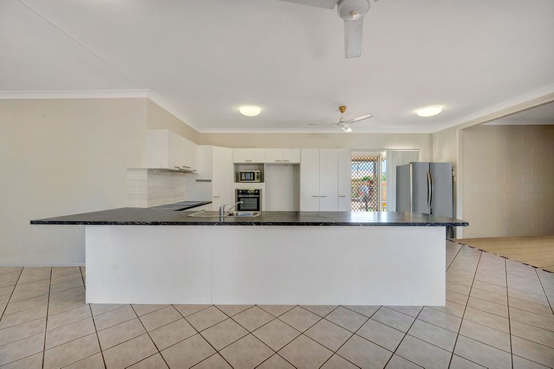 Photo - 57 Overton Circuit, Kirwan QLD 4817 - Image 4