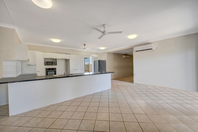 Photo - 57 Overton Circuit, Kirwan QLD 4817 - Image 5