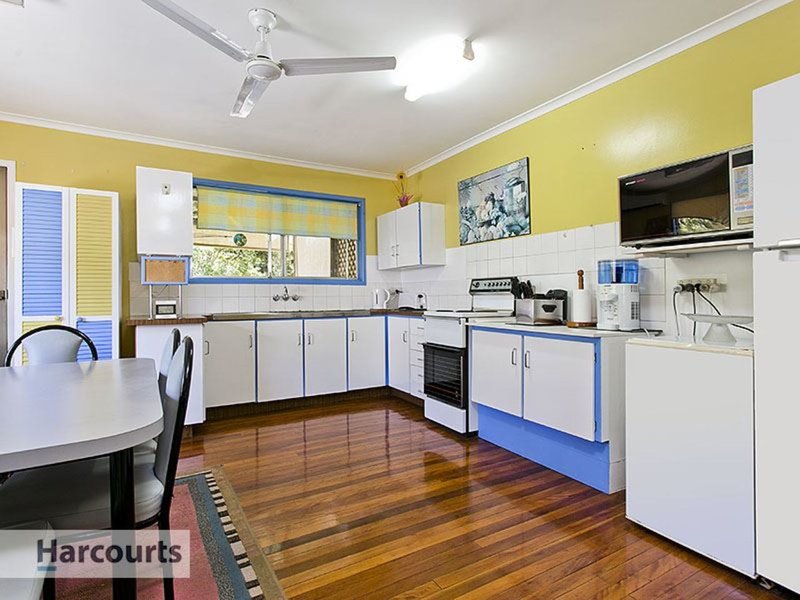 Photo - 57 Patricks Road, Arana Hills QLD 4054 - Image 5