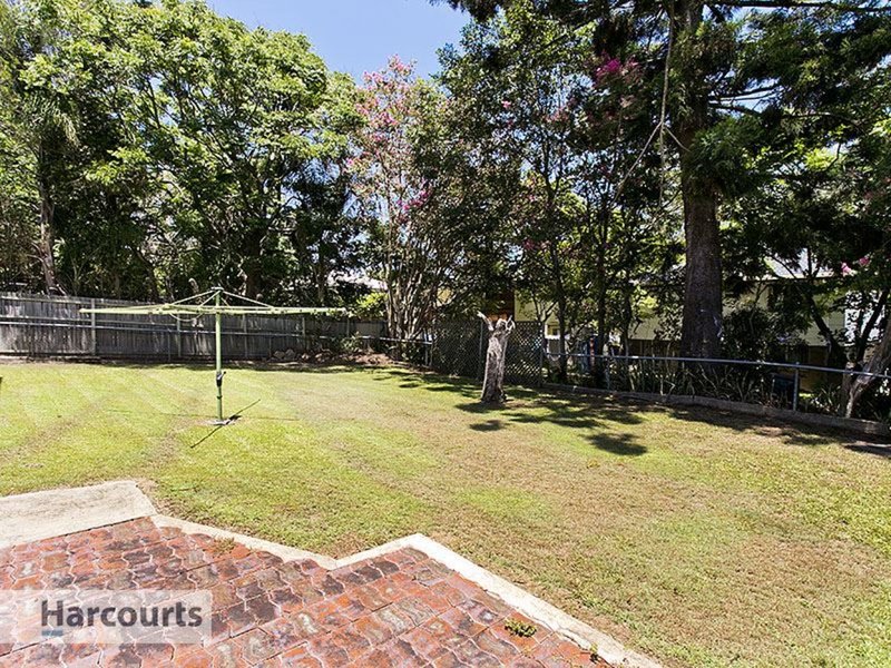 Photo - 57 Patricks Road, Arana Hills QLD 4054 - Image 13