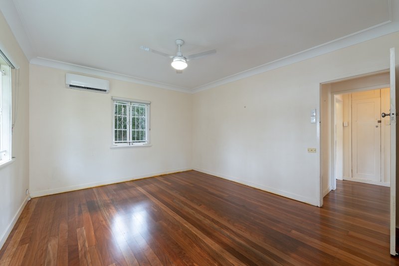 Photo - 57 Pearse Street, Keperra QLD 4054 - Image 4