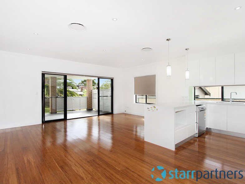 Photo - 57 Pearson St , South Wentworthville NSW 2145 - Image 2