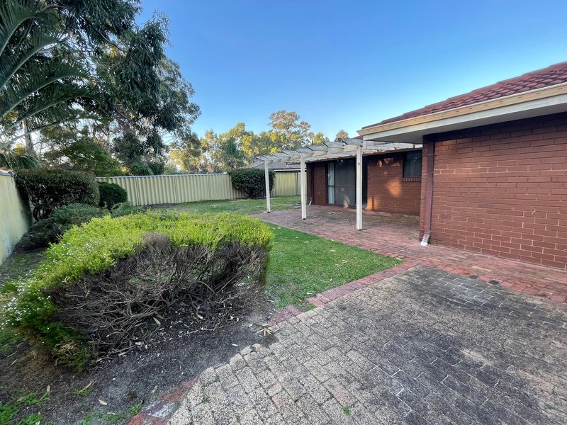 Photo - 57 Peppermint Crescent, Ballajura WA 6066 - Image 21