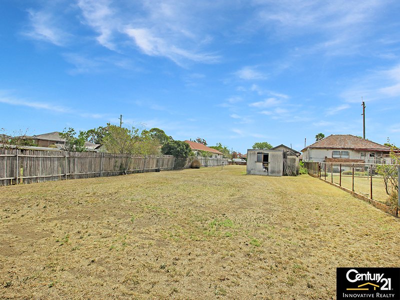 Photo - 57 Queen Street, Revesby NSW 2212 - Image 4