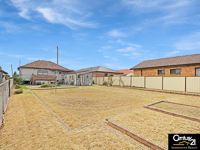 Photo - 57 Queen Street, Revesby NSW 2212 - Image 5