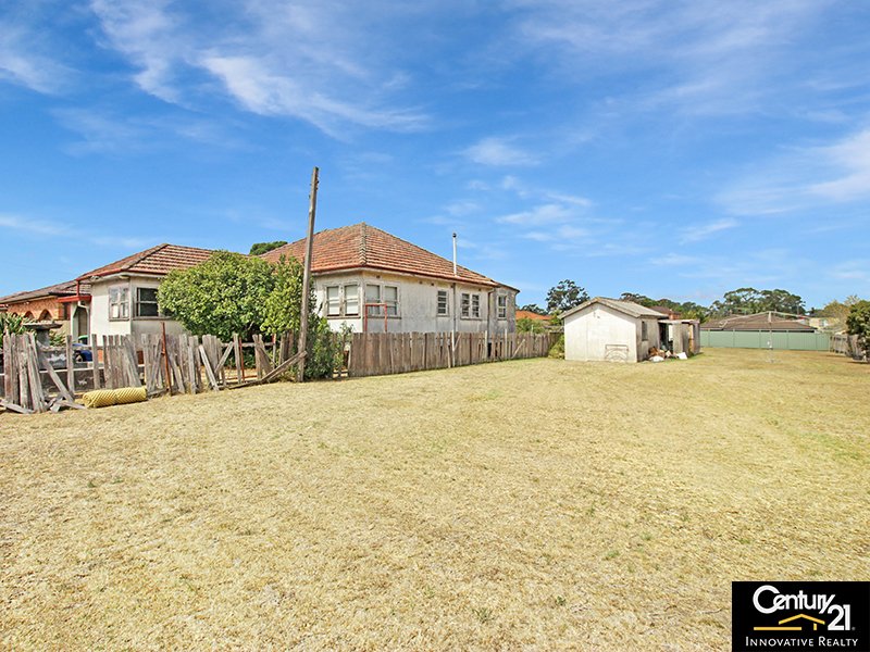 Photo - 57 Queen Street, Revesby NSW 2212 - Image 6