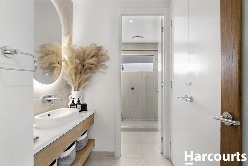 Photo - 57 Queensbridge Avenue, Tarneit VIC 3029 - Image 10