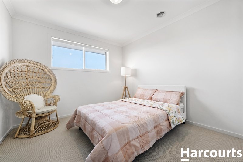 Photo - 57 Queensbridge Avenue, Tarneit VIC 3029 - Image 13