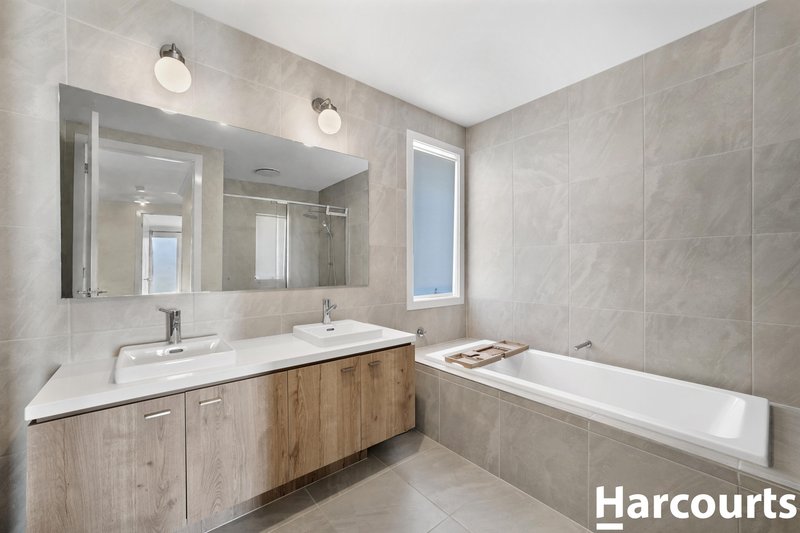 Photo - 57 Queensbridge Avenue, Tarneit VIC 3029 - Image 17