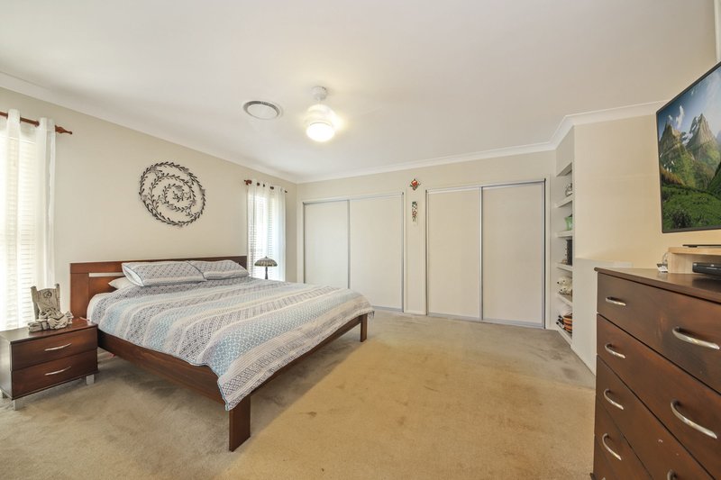 Photo - 57 Raynbird Place, Carseldine QLD 4034 - Image 7