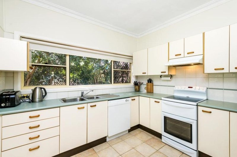 Photo - 57 Redman Rd , Dee Why NSW 2099 - Image 2