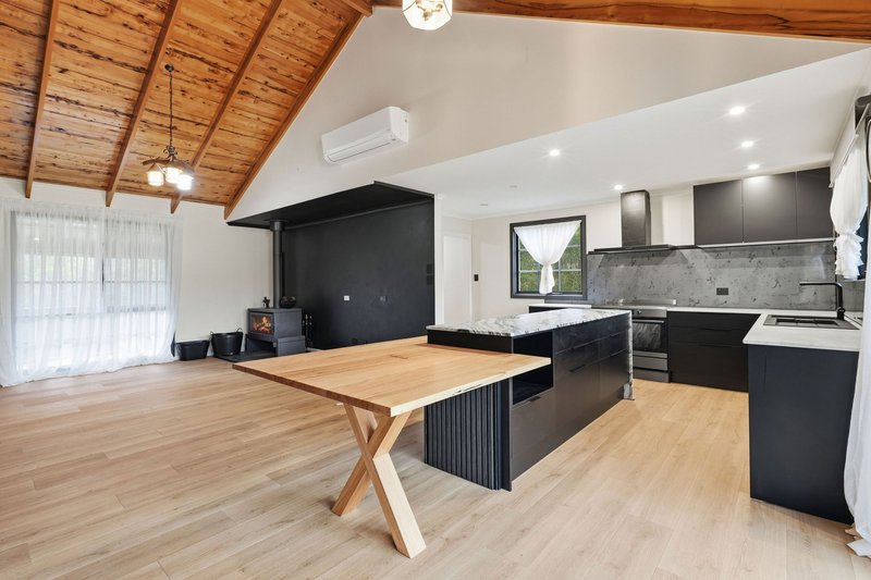 Photo - 57 Richardsons Road, Black Hills TAS 7140 - Image 5