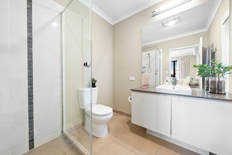 Photo - 57 Ridgevale Boulevard, Holmview QLD 4207 - Image 9