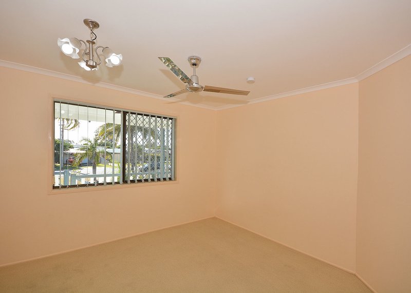 Photo - 57 Riverview Drive, Burrum Heads QLD 4659 - Image 10