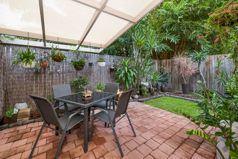 Photo - 5/7 Rose Street, North Ward QLD 4810 - Image 7