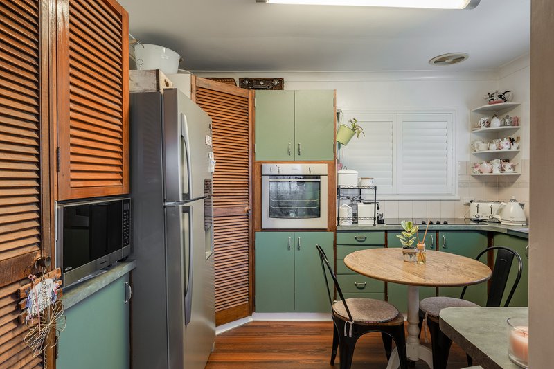Photo - 57 Rowbotham Street, Rangeville QLD 4350 - Image 3