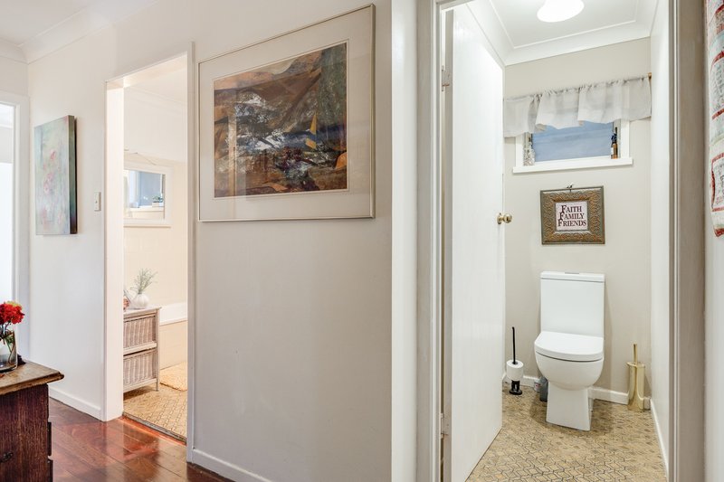 Photo - 57 Rowbotham Street, Rangeville QLD 4350 - Image 12