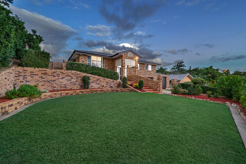 Photo - 57 Saturn Crescent, Bridgeman Downs QLD 4035 - Image 3