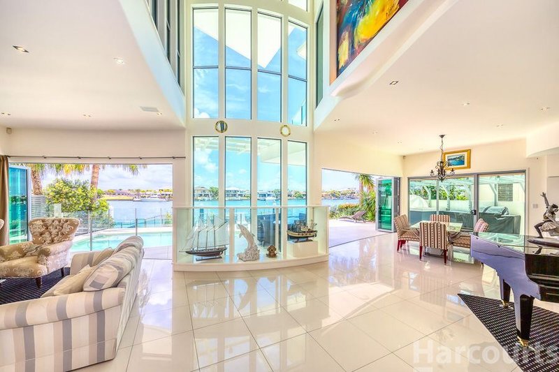 Photo - 57 Seaside Dr , Banksia Beach QLD 4507 - Image 8