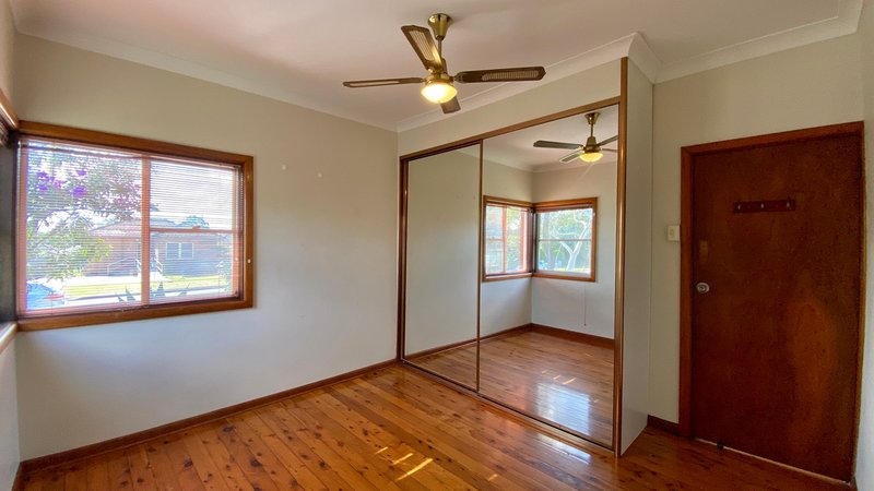 Photo - 57 Shenstone Road, Riverwood NSW 2210 - Image 5