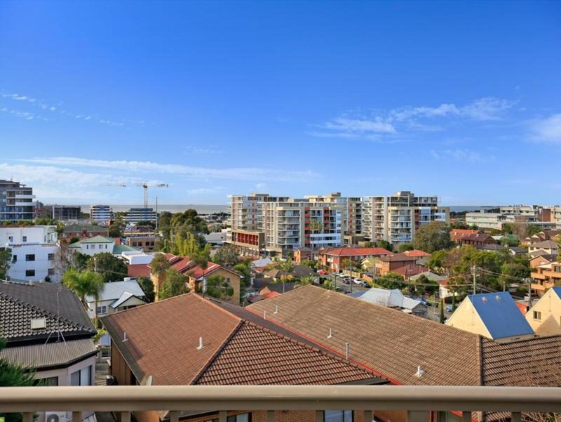 5/7 Staff Street, Wollongong NSW 2500