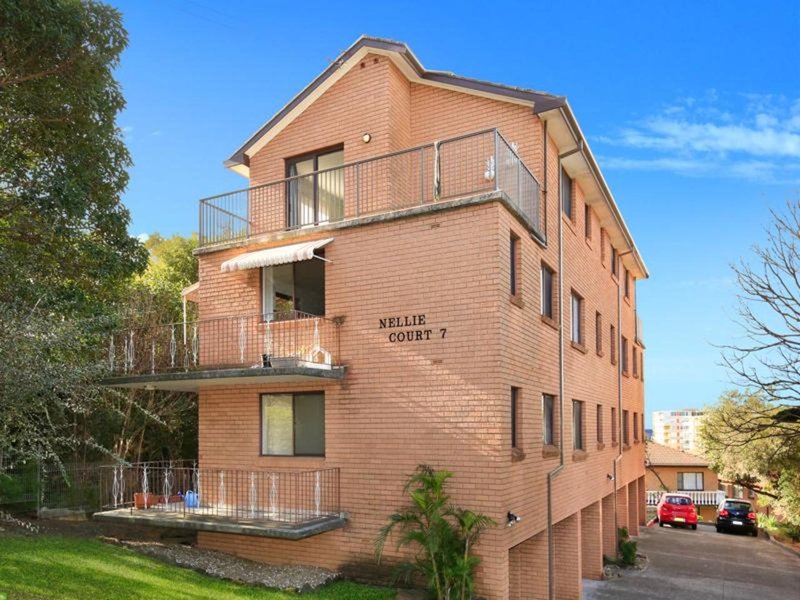 Photo - 5/7 Staff Street, Wollongong NSW 2500 - Image 9