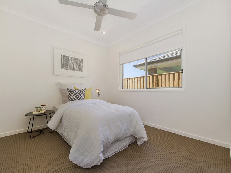 Photo - 57 Stephens Street, Upper Coomera QLD 4209 - Image 12