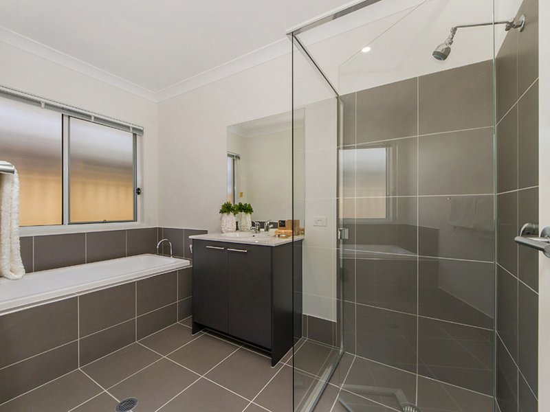 Photo - 57 Stephens Street, Upper Coomera QLD 4209 - Image 13