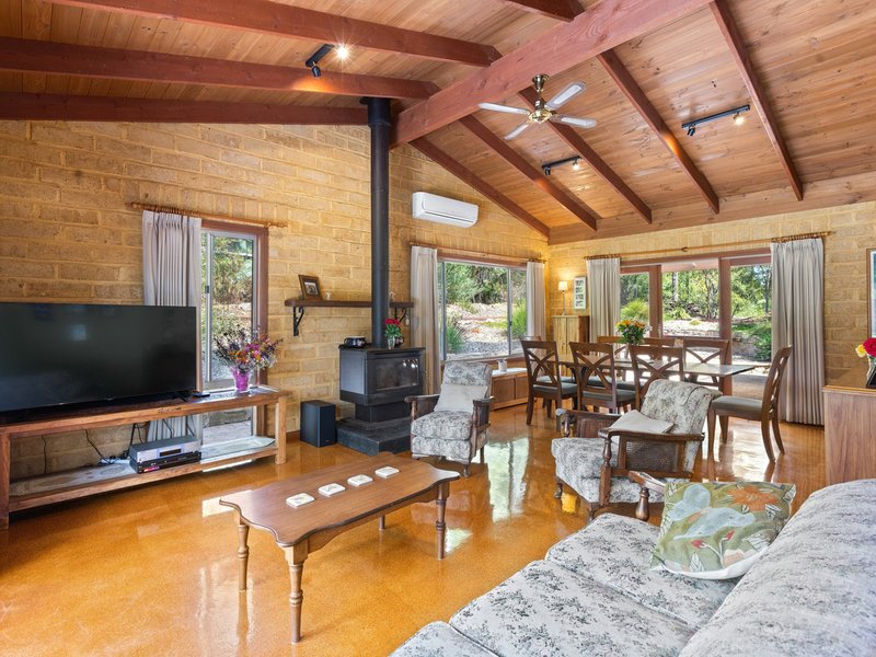 Photo - 57 Strathmore Crescent, Kalaru NSW 2550 - Image 7