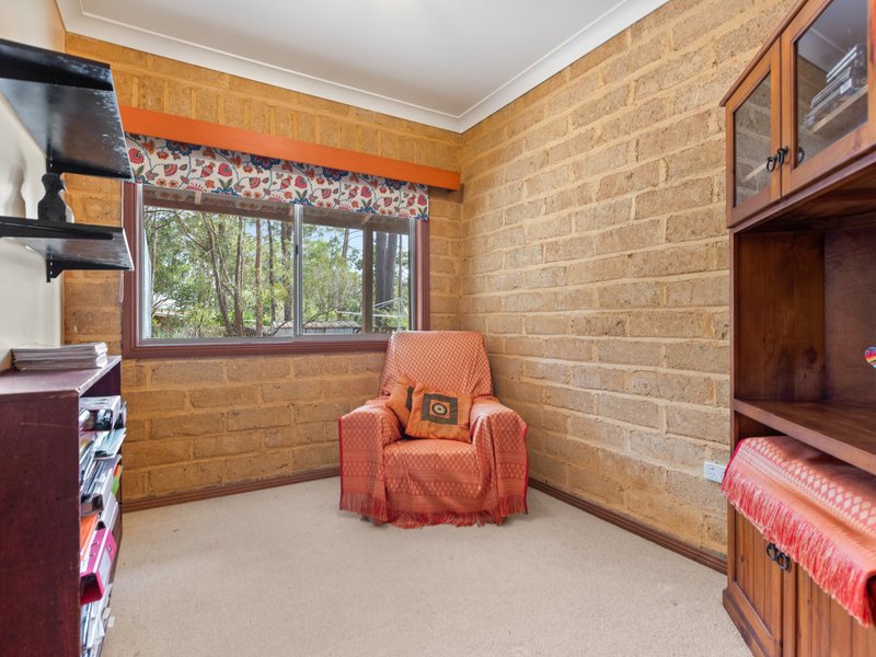 Photo - 57 Strathmore Crescent, Kalaru NSW 2550 - Image 24