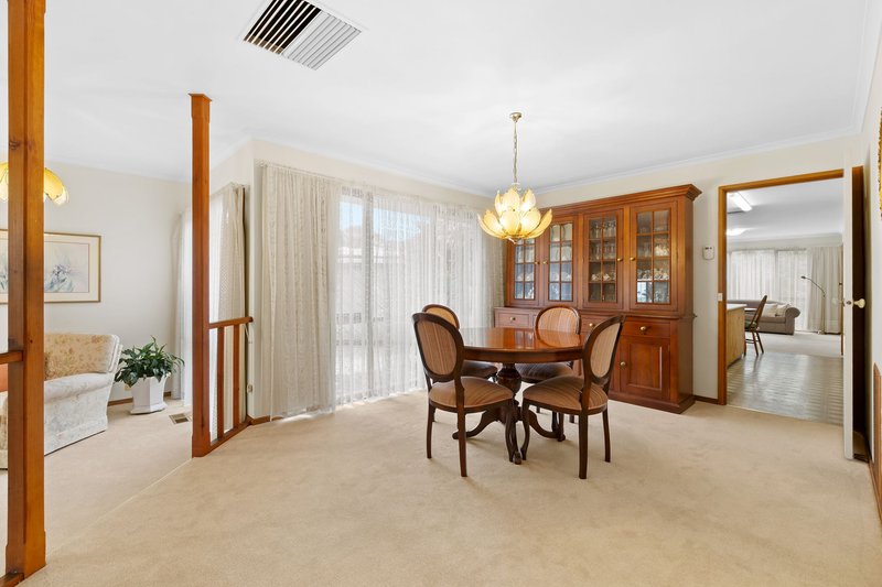 Photo - 57 Streeton Circuit, Mill Park VIC 3082 - Image 3