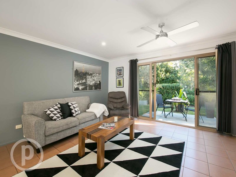 Photo - 57 Tangmere Street, Chapel Hill QLD 4069 - Image 2