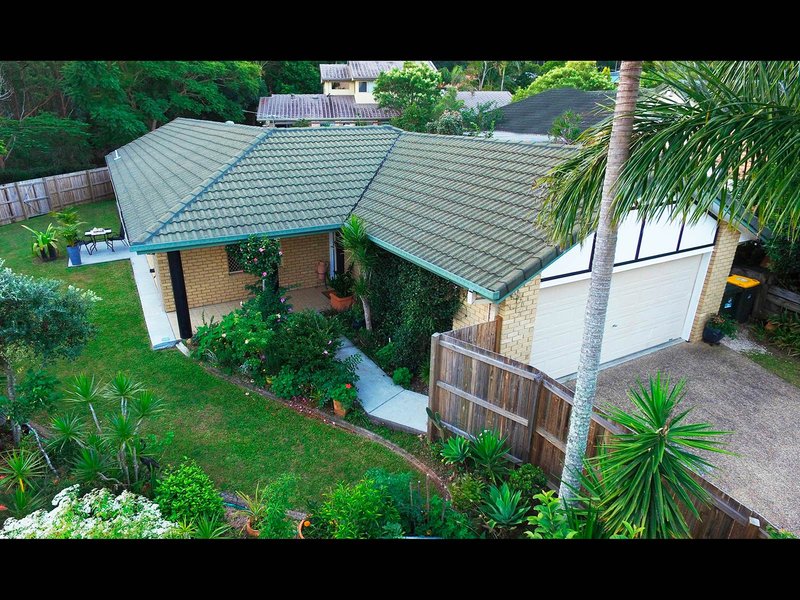 Photo - 57 Tangmere Street, Chapel Hill QLD 4069 - Image 15