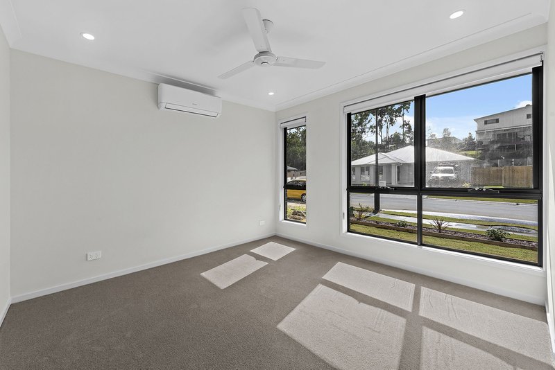 Photo - 57 Tejo Street, Holmview QLD 4207 - Image 6